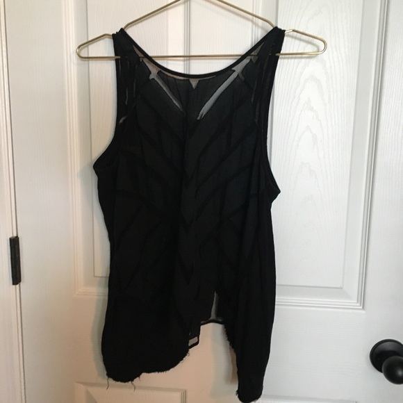 Tank - Picture 2 of 5